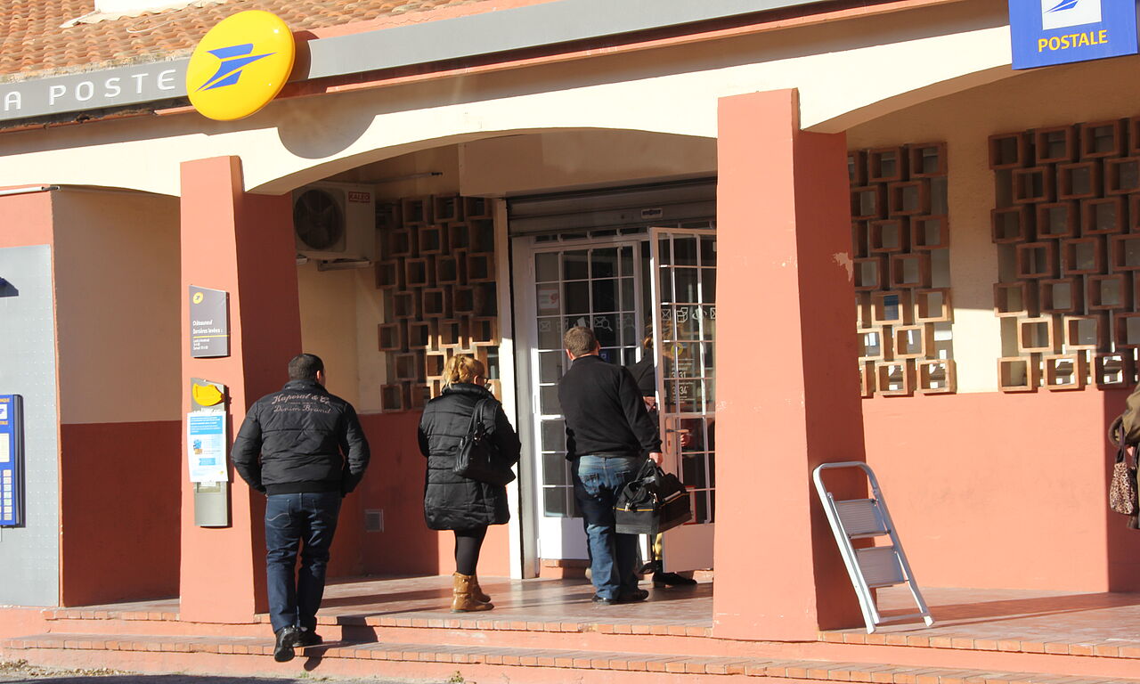 Nouveaux horaires du bureau de Poste ChâteauneuflesMartigues